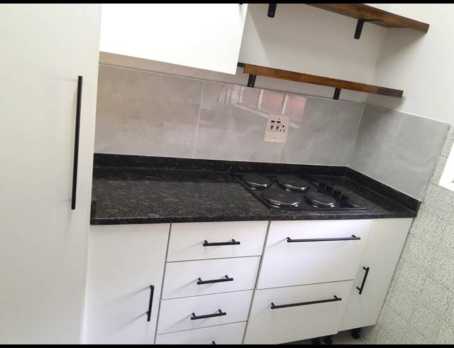 2.5 BEDROOM FLAT SOLD IN BLUFF